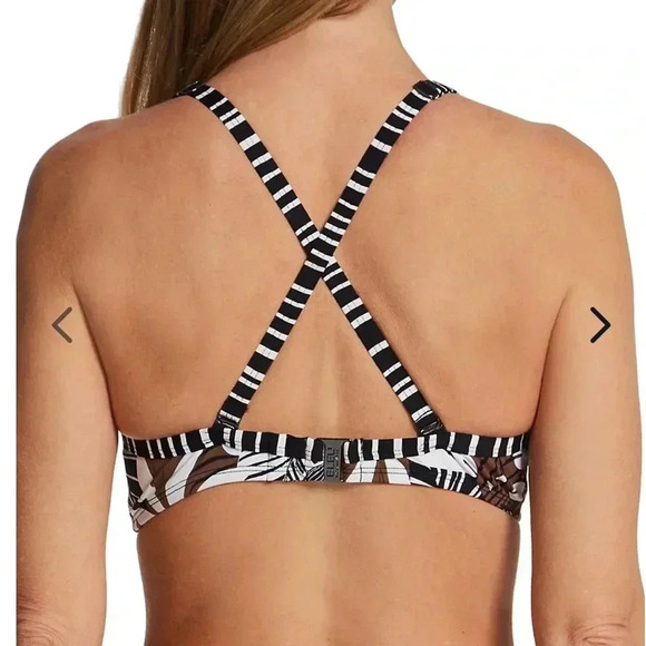 Bleu Rod Beattie Bold Moves Underwire Molded Swim Top and Sarong Hipster Bottom - Picture 5 of 13